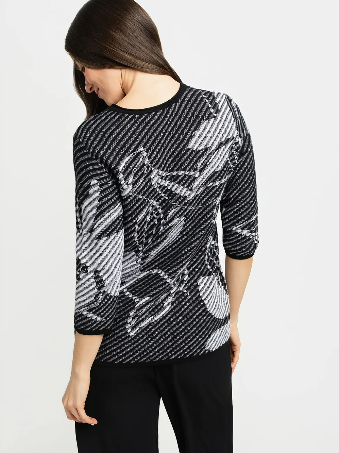 3/4 sleeve shirt