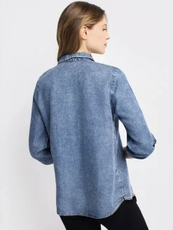 3/4-sleeve tunic length blouse
