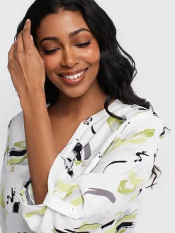 3/4-sleeve tunic length blouse