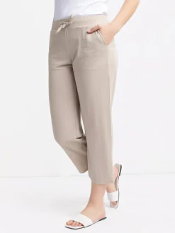 Straight casual pull-on capri - Petite