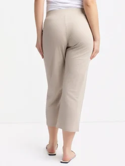 Straight casual pull-on capri - Petite