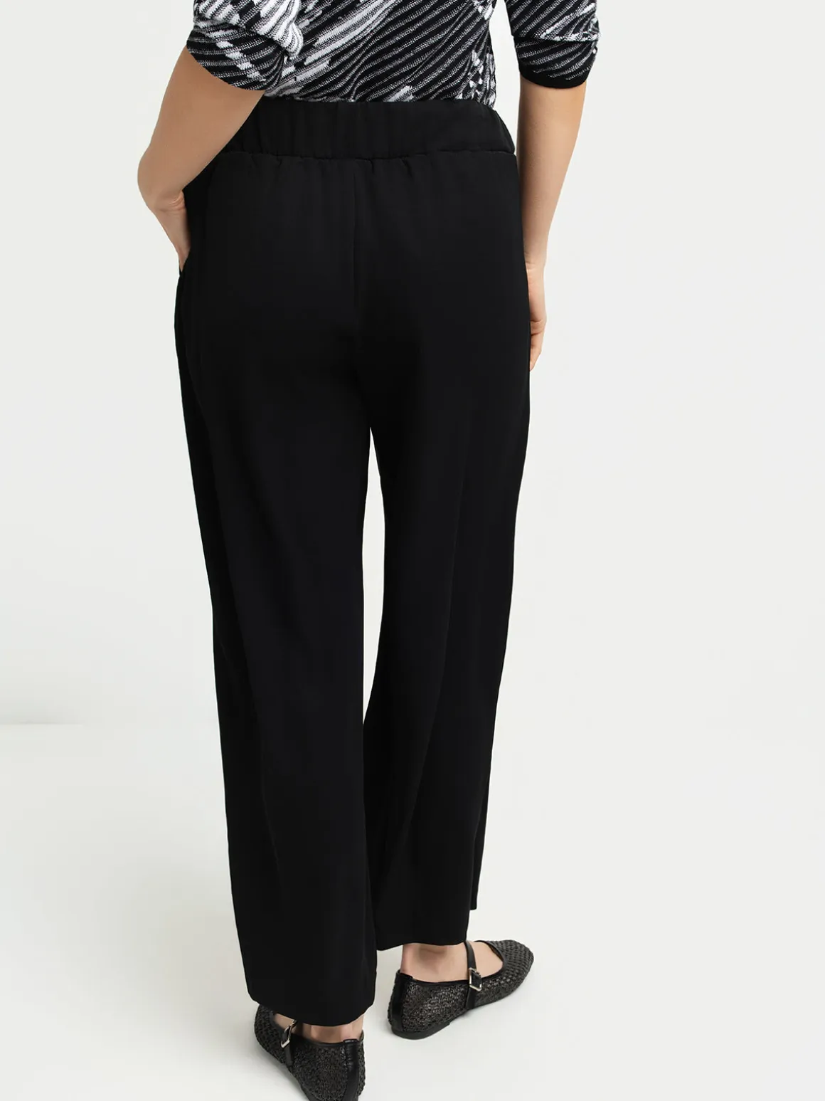 Straight-leg dressy pants