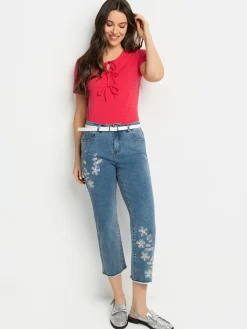 Straight-leg jeans