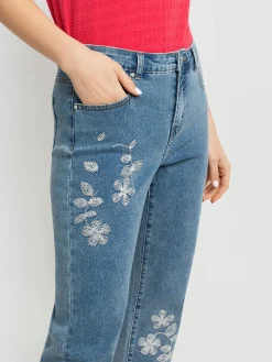 Straight-leg jeans