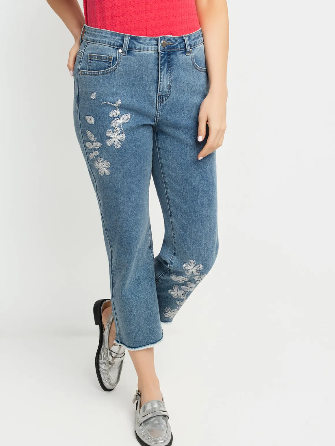 Straight-leg jeans