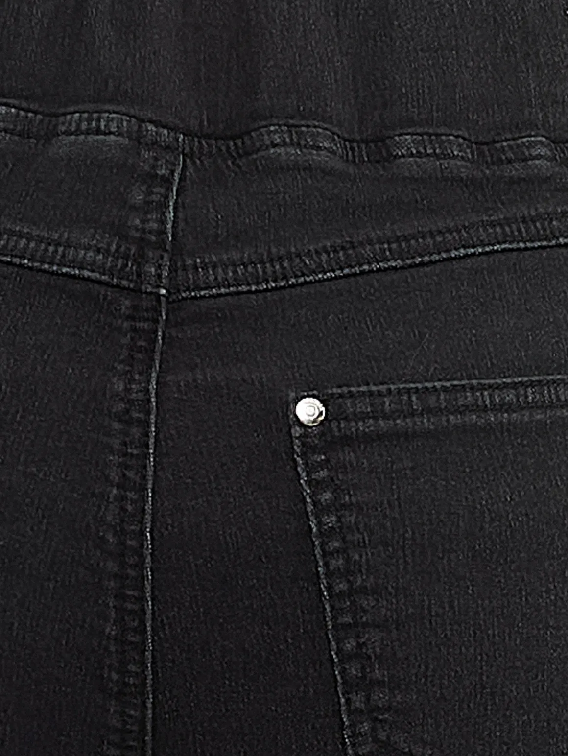 Straight leg pull-on jeans