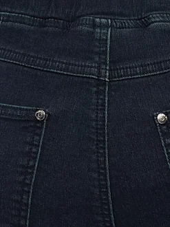 Straight leg pull-on jeans