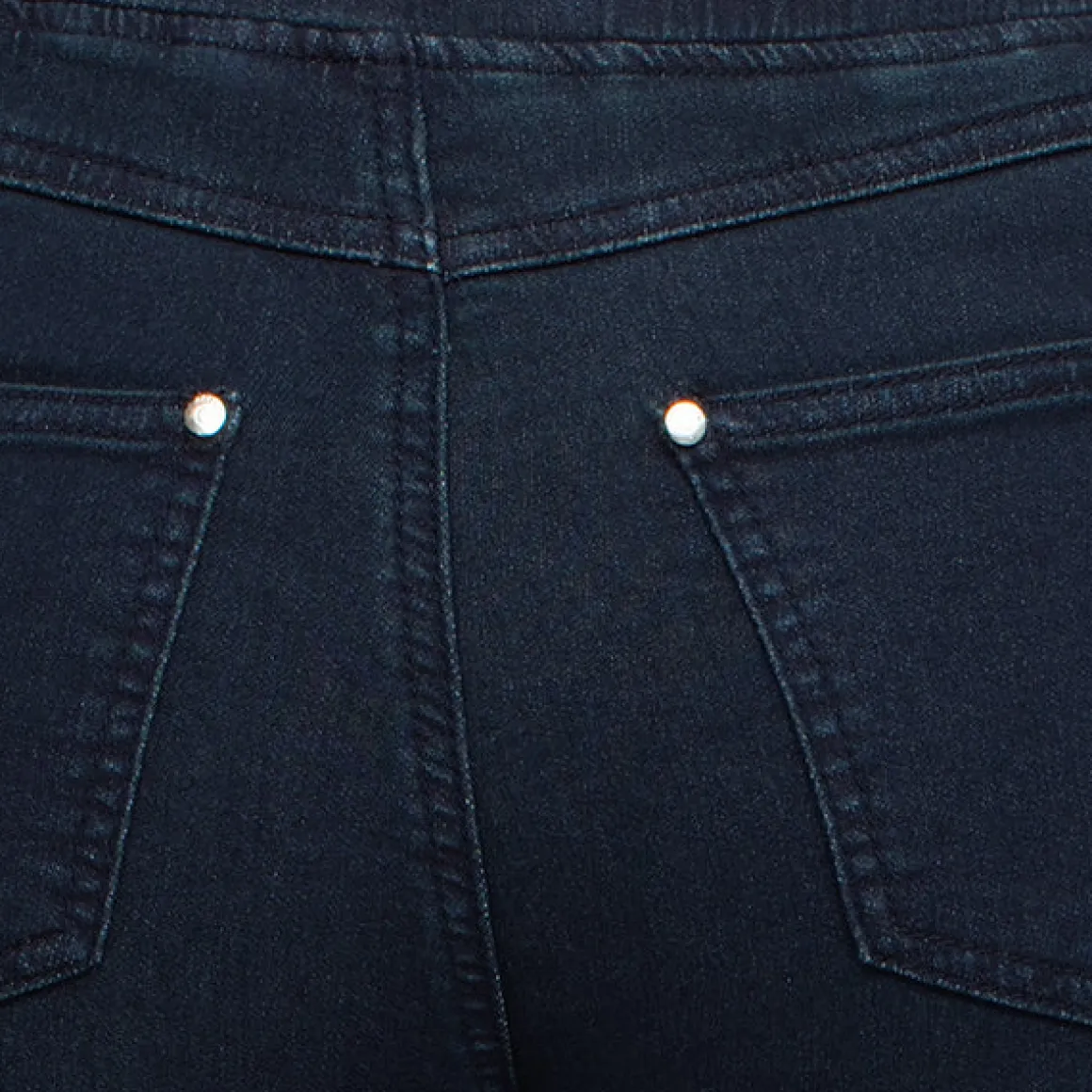 Straight leg pull-on jeans