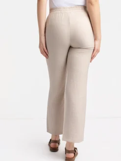 Straight semi-fitted dress pant