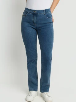 Straight semi-fitted jeans