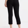 Straight semi-fitted pull-on dress capri