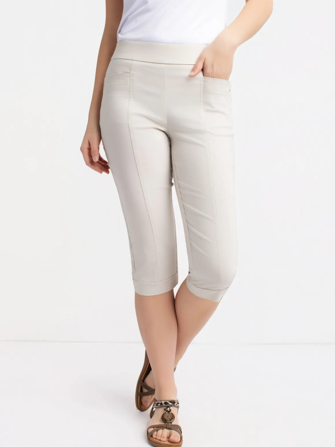 Straight semi-fitted pull-on pant - Petite