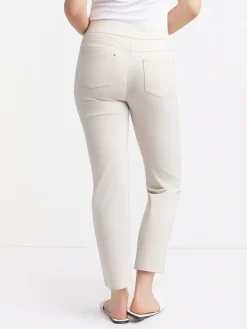 Straight semi-fitted pull-on pant - Petite