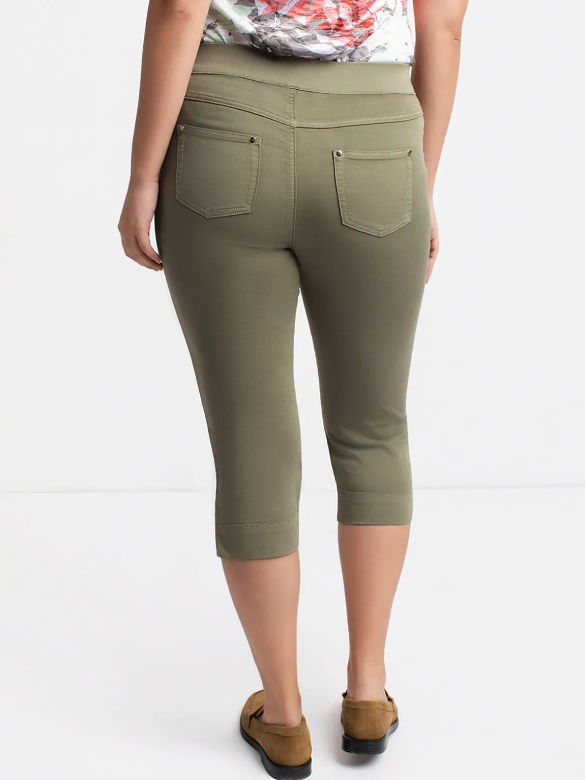 Stretch denim capri