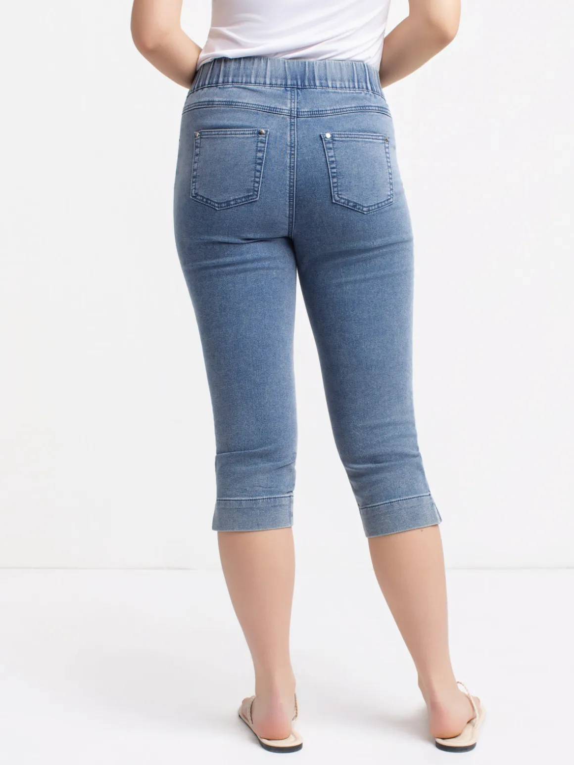 Stretch denim capri