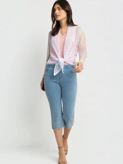 Three-quarter length denim pants