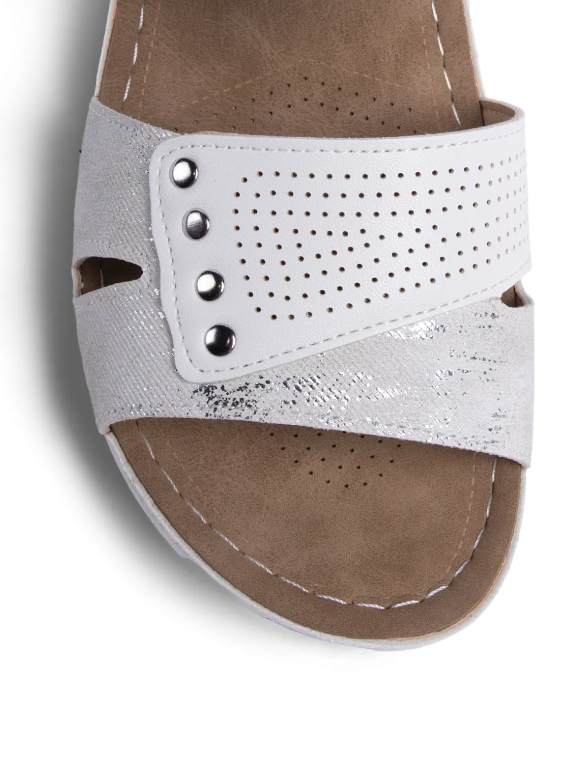 Wedge sandals