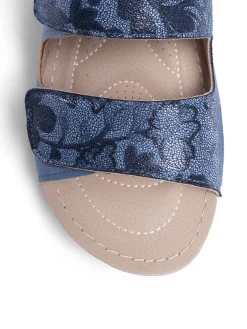Wedge sandals