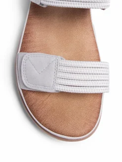 Wedge sandals