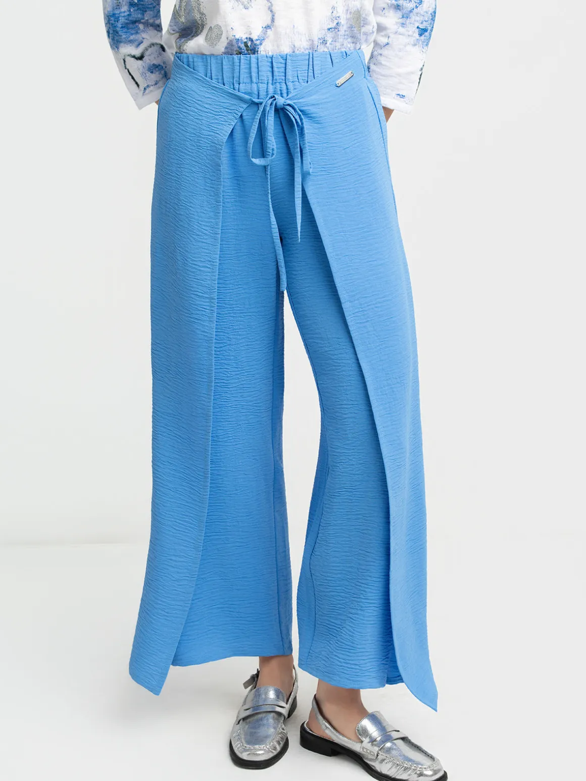 Wide-leg dressy pants